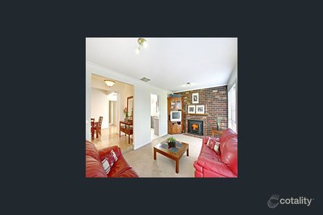Property photo of 27 Hobson Crescent Mill Park VIC 3082