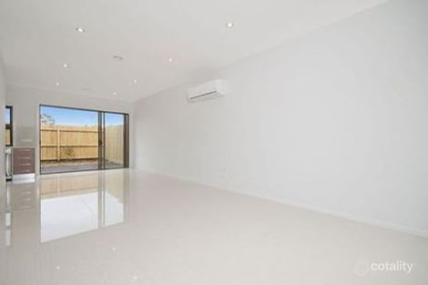 Property photo of 3/22 Myrtle Grove North Shore VIC 3214