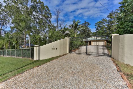 Property photo of 17 Glengariff Close Chuwar QLD 4306