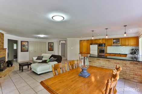 Property photo of 17 Glengariff Close Chuwar QLD 4306