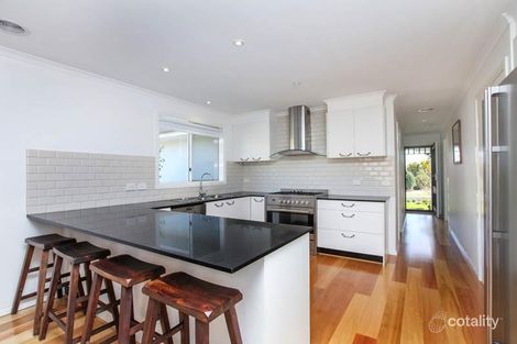 Property photo of 9 Paperbark Avenue Sunbury VIC 3429