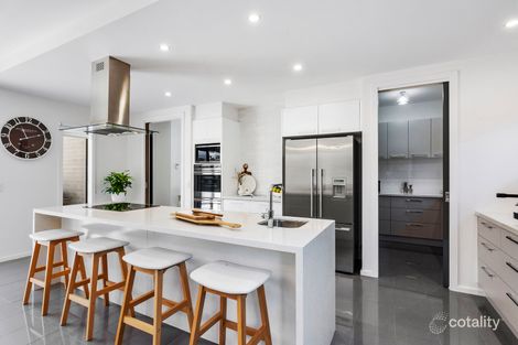 Property photo of 21 Grantham Drive Highton VIC 3216