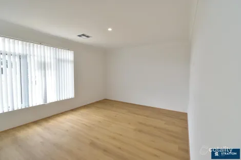 9 Floribunda Bvd, Piara Waters, WA 6112