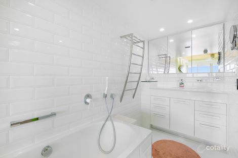 Property photo of 34/170-180 The Esplanade Burleigh Heads QLD 4220
