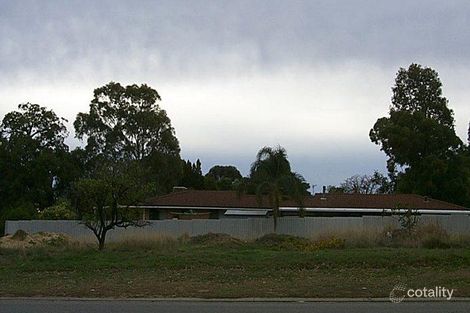 18 Blackadder Rd, Swan View, WA 6056