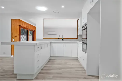 Property photo of 5 Joel Place Gladstone Park VIC 3043