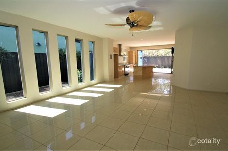 Property photo of 1/39 Anembo Street Surfers Paradise QLD 4217