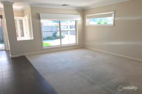 Property photo of 2/17 Swinburne Drive Wangaratta VIC 3677