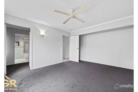 Property photo of 26 Wenlock Crescent Springwood QLD 4127