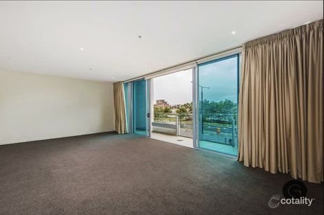 Property photo of 114/2 Newquay Promenade Docklands VIC 3008