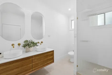 Property photo of 152 Fuller Street Narrabeen NSW 2101