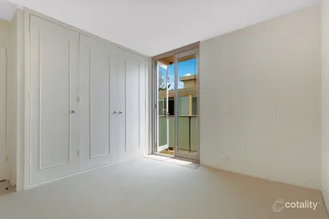 Property photo of 9/17 Surfview Road Mona Vale NSW 2103