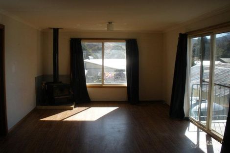 Property photo of 17 Wilga Street Captains Flat NSW 2623