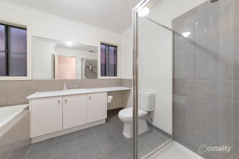 Property photo of 23 Alarah Boulevard Cranbourne West VIC 3977