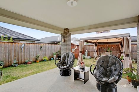 Property photo of 18 Avocet Circuit Cranebrook NSW 2749