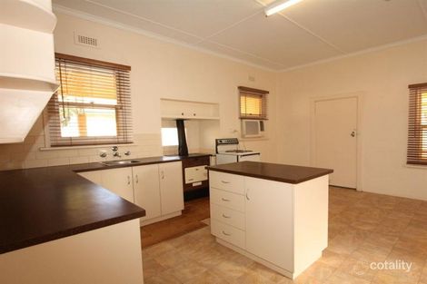 Property photo of 36 Wodonga Avenue Loxton SA 5333