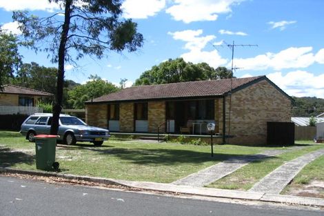 4 Macleay Ave, Woy Woy, NSW 2256