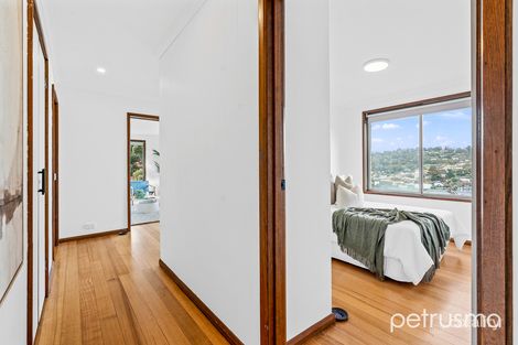 Property photo of 5 Elwood Drive Lindisfarne TAS 7015