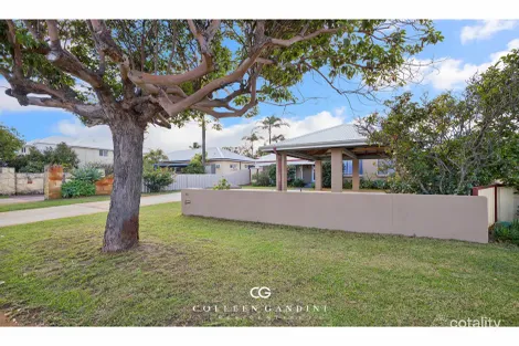 Property photo of 99 Kitchener Road Alfred Cove WA 6154