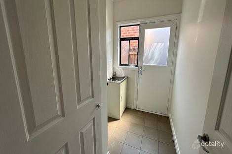 Property photo of 2/37 Stenhouse Avenue Brooklyn VIC 3012