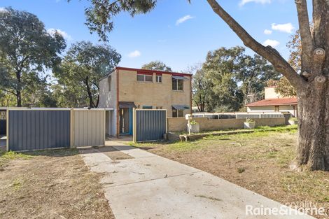 Property photo of 17 Derham Court Wanniassa ACT 2903