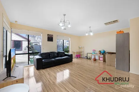 Property photo of 22 Thomas Carr Drive Tarneit VIC 3029