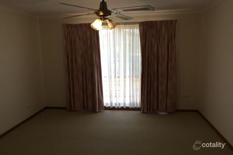 Property photo of 7 Lady Penrhyn Avenue Mill Park VIC 3082