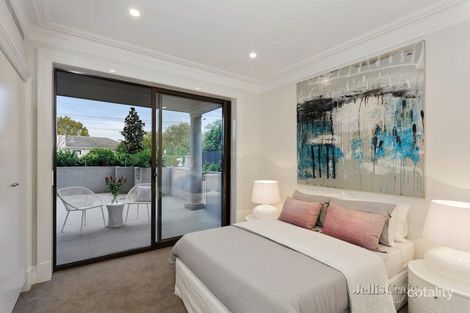 Property photo of 1/343-345 Glenferrie Road Malvern VIC 3144