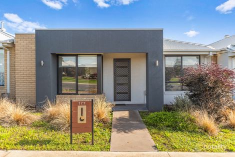 Property photo of 177 Wheelers Park Drive Cranbourne North VIC 3977