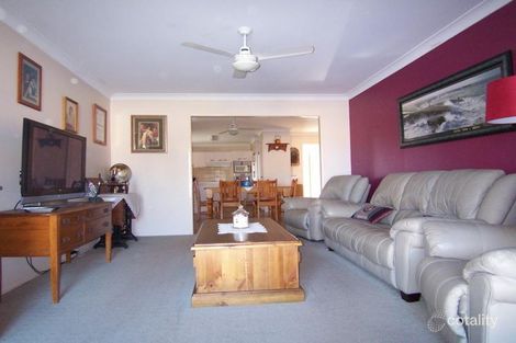 Property photo of 16 Bernadette Crescent Rosewood QLD 4340