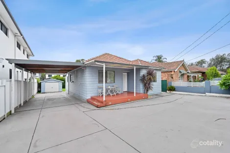 138 Wilbur St, Greenacre, NSW 2190