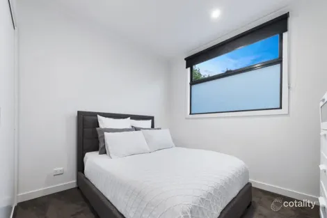 Property photo of 42 Riana Loop Eumemmerring VIC 3177