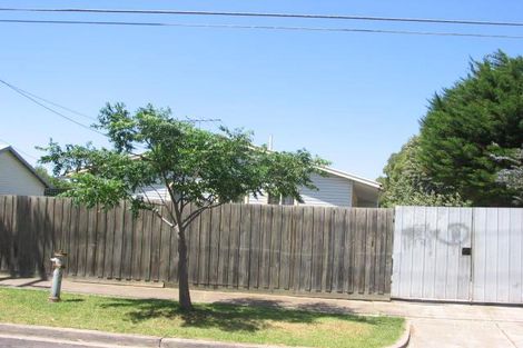 25 Balmoral St, Braybrook, VIC 3019