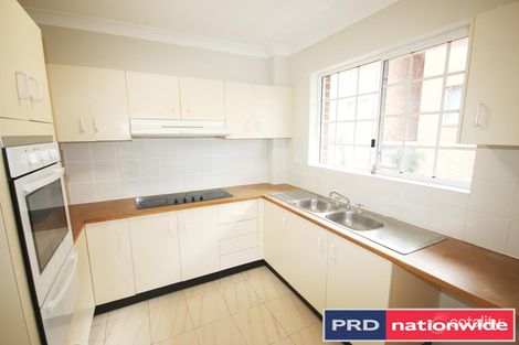 2/9 Carnarvon St, Carlton, NSW 2218