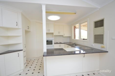 Property photo of 4/1 Beddoes Avenue Dubbo NSW 2830