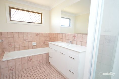 Property photo of 4/1 Beddoes Avenue Dubbo NSW 2830