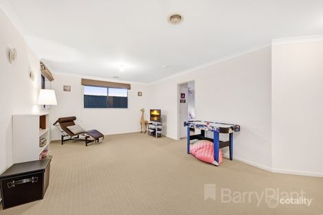 Property photo of 53 Carpentaria Crescent Point Cook VIC 3030