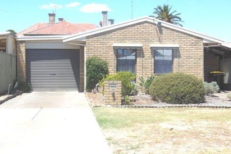 8 Caroline St, Horsham, VIC 3400