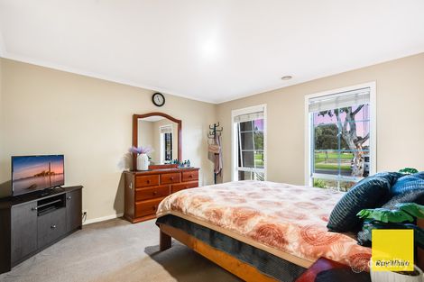 Property photo of 104 Rose Grange Boulevard Tarneit VIC 3029