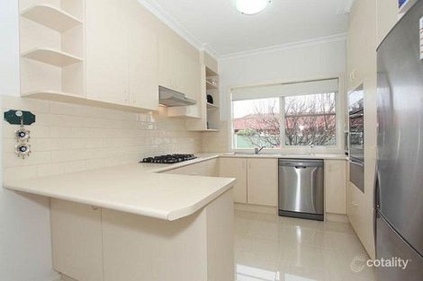 Property photo of 1 Rips Court Dingley Village VIC 3172