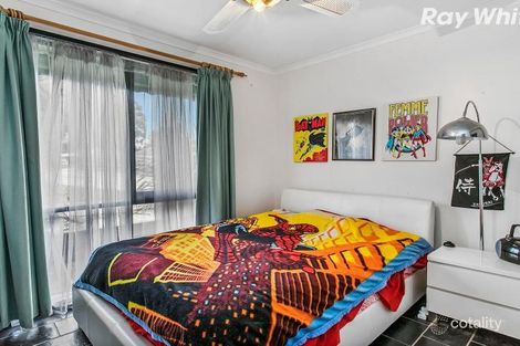 Property photo of 17 Kooyong Close Hampton Park VIC 3976