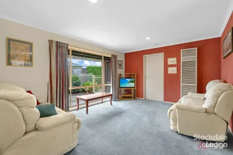Property photo of 2/8 Moonah Way Mount Martha VIC 3934