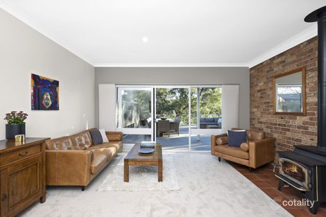 Property photo of 38 The Comenarra Parkway West Pymble NSW 2073