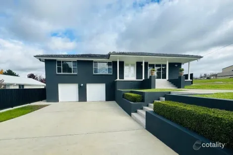 22 East St, Uralla, NSW 2358