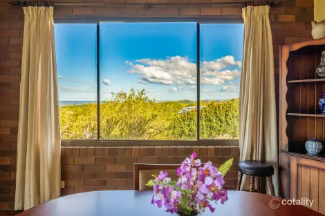 Property photo of 12 Yengarie Way Ocean Shores NSW 2483