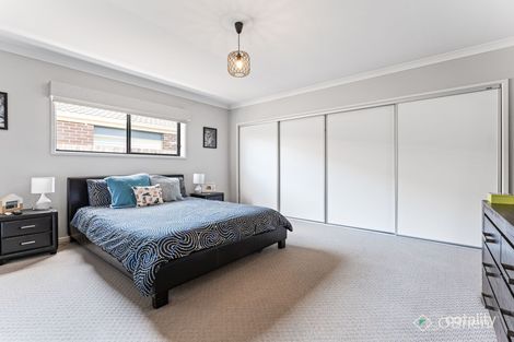 Property photo of 11 Kensei Place Sandhurst VIC 3977