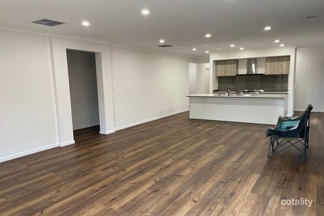 Property photo of 16 Skypac Drive Truganina VIC 3029