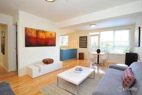 1/10 Burnett St, St Kilda, VIC 3182