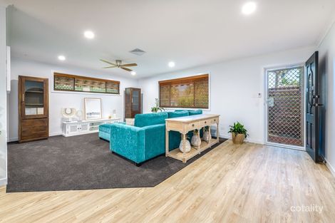 Property photo of 17 Pinaroo Crescent Ashmore QLD 4214