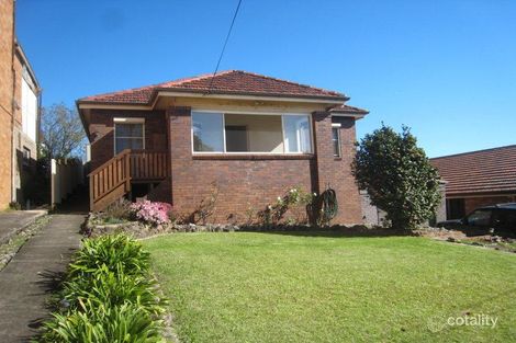 4 Buena Vista Ave, Lake Heights, NSW 2502